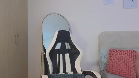 Snapshot of jessey_adams chatting on 02/15/26, 12:36 bella adams online show from 02/15/26, 12:36