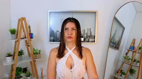 Snapshot of jessey_adams chatting on 02/17/26, 10:45 bella adams online show from 02/17/26, 10:45