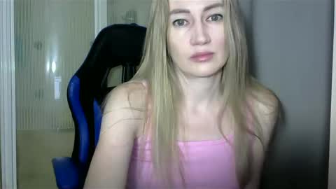 Snapshot of jessfox1 chatting on 12/26/24, 09:58 JessFox1 online show from 12/26/24, 09:58