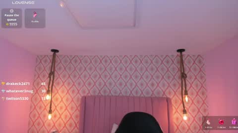 Snapshot of jessi_jones1 chatting on 04/09/26, 06:19 J E S S I online show from 04/09/26, 06:19