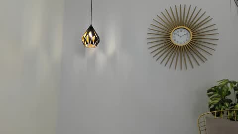 Jess online show from 12/18/24, 12:40