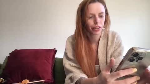 Snapshot of jessica_aaren chatting on 04/04/26, 05:32 Jessica Aaren online show from 04/04/26, 05:32