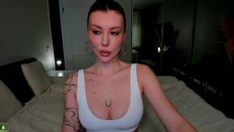 Jessica online show from 02/19/25, 07:17