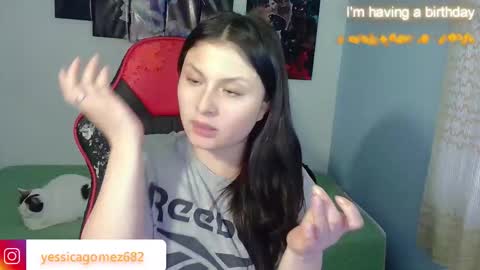 Jessica gomez online show from 11/22/25, 10:42