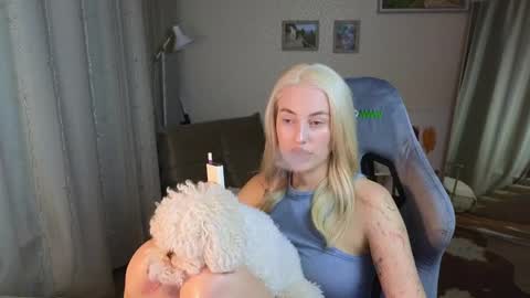 Jessy online show from 02/14/25, 04:52