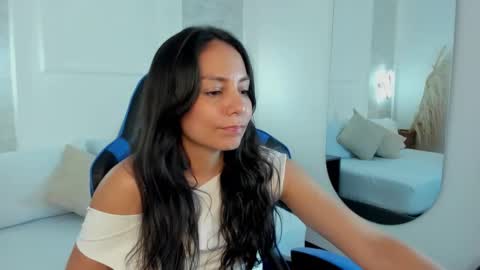 Snapshot of jessica_taylor_22 chatting on 04/14/26, 08:37 jessica_taylor_22 online show from 04/14/26, 08:37