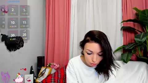 Snapshot of jessica_tiny chatting on 03/10/25, 12:29 Jessica online show from 03/10/25, 12:29