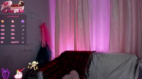 Snapshot of jessica_tiny chatting on 12/02/25, 01:22 Jessica online show from 12/02/25, 01:22