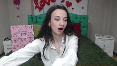 Snapshot of jessicabreez chatting on 05/13/26, 05:16 JessicaBreez online show from 05/13/26, 05:16