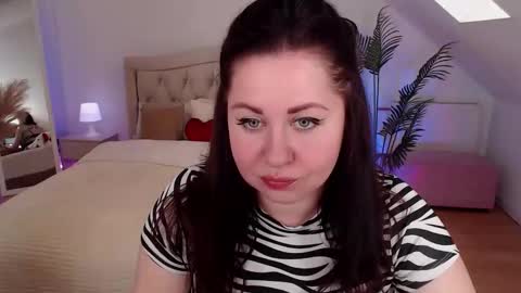 jessicaevanse online show from 05/23/26, 07:35