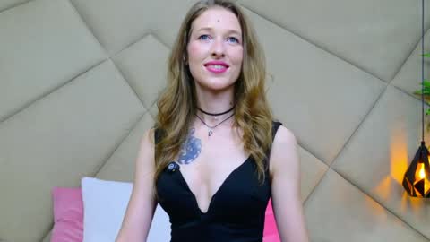 Snapshot of jessicagibson chatting on 04/23/26, 07:38 Jessica online show from 04/23/26, 07:38