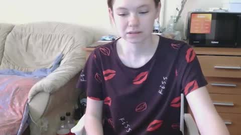 jessicaholland1 online show from 05/22/26, 09:15