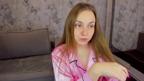 JESSICA online show from 02/10/25, 02:37