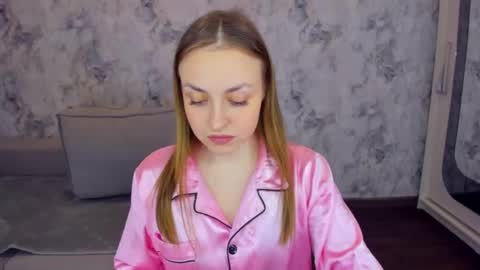 JESSICA online show from 02/17/25, 01:10