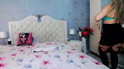 Snapshot of jessicalove20 chatting on 01/09/26, 12:19 single mommy online show from 01/09/26, 12:19