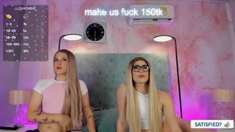 JESSI AND NAOMI online show from 09/12/25, 12:44