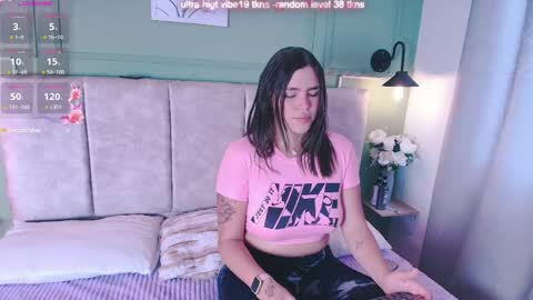 jessicaparkeer1 online show from 05/12/26, 06:16