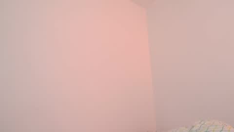 Snapshot of jessicared18 chatting on 09/27/25, 03:17 jessicared18 online show from 09/27/25, 03:17