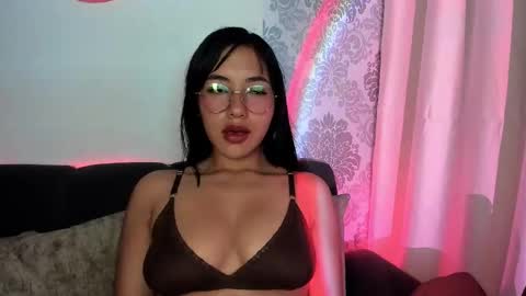 Jessica online show from 11/11/25, 08:25