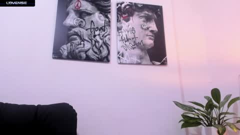 Snapshot of jessid_cutson chatting on 02/01/25, 12:29 Jessid online show from 02/01/25, 12:29