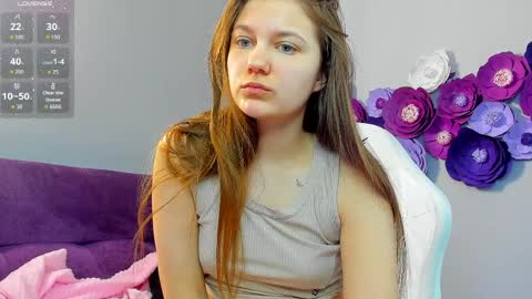 Snapshot of jessie_cutee chatting on 04/02/26, 01:03 Jess online show from 04/02/26, 01:03