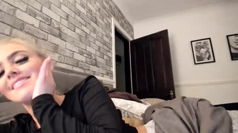 jessiebella0210_ online show from 02/17/26, 07:53