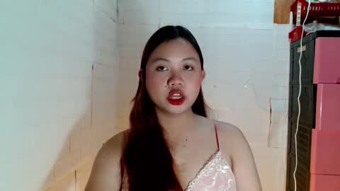 Snapshot of jessiefoxx0 chatting on 12/03/25, 07:01 Jessie online show from 12/03/25, 07:01