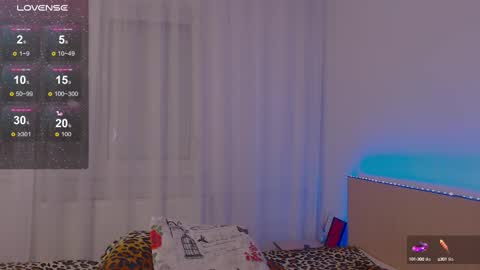 Snapshot of jessielines_1 chatting on 02/13/25, 01:19 jessie online show from 02/13/25, 01:19