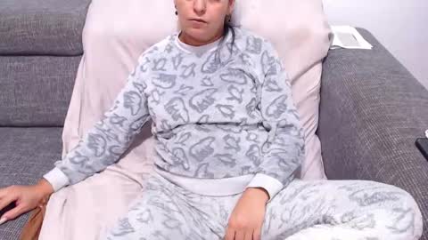 jessiestar3 online show from 11/11/25, 01:38