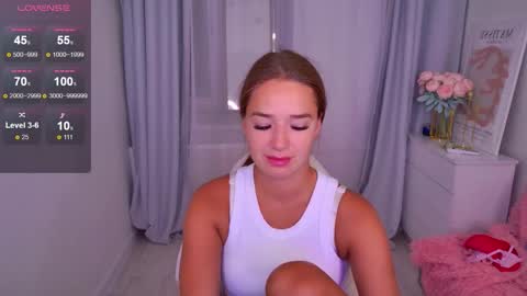 Jessi online show from 09/13/25, 01:44