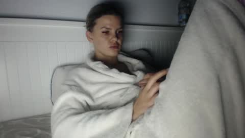 jessieryan online show from 02/12/26, 04:29