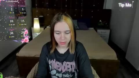 Snapshot of jessiexxiv chatting on 07/15/26, 02:39 Jessie online show from 07/15/26, 02:39