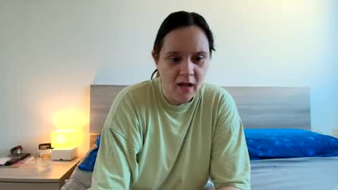 Snapshot of jessika97 chatting on 06/18/26, 06:13 jessika97 online show from 06/18/26, 06:13