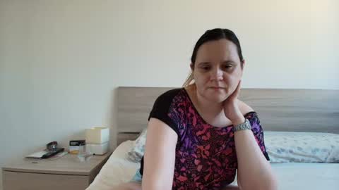 Snapshot of jessika97 chatting on 06/24/26, 06:12 jessika97 online show from 06/24/26, 06:12