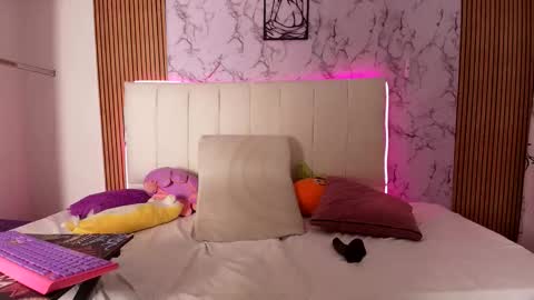 jessika online show from 06/05/26, 06:52