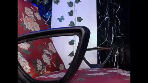 Snapshot of jessy_hot22_ chatting on 04/10/26, 02:17 jessy hot22 online show from 04/10/26, 02:17