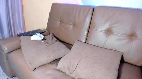 Jessy Mateus online show from 12/24/24, 03:37