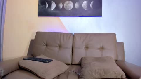 Jessy Mateus online show from 12/31/24, 11:31