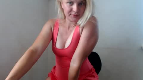 Snapshot of jessyangels chatting on 06/28/26, 01:06 jessyangels online show from 06/28/26, 01:06