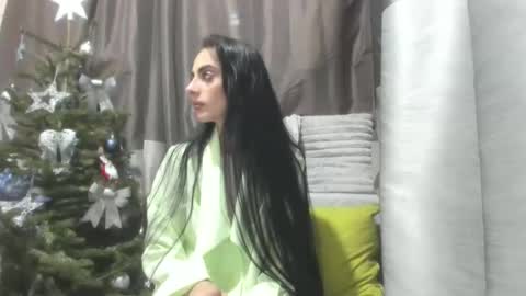 Jessy online show from 12/15/25, 06:01