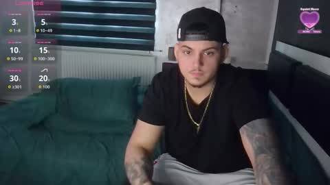 Snapshot of jessyy_frddo chatting on 03/08/26, 10:30 jss fredd online show from 03/08/26, 10:30