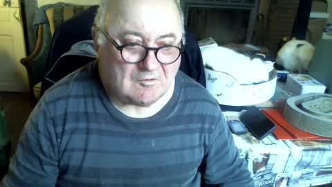 Snapshot of jesuisfou400 chatting on 02/11/25, 09:53 guy online show from 02/11/25, 09:53