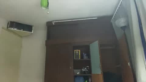 Snapshot of jesus29936 chatting on 01/27/25, 05:47 jesus29936 online show from 01/27/25, 05:47