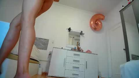 jesy online show from 10/25/25, 07:05