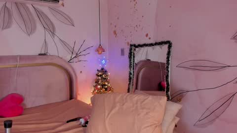 Jessica online show from 12/29/24, 09:39