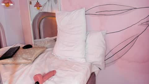 Jessica online show from 03/08/25, 06:21