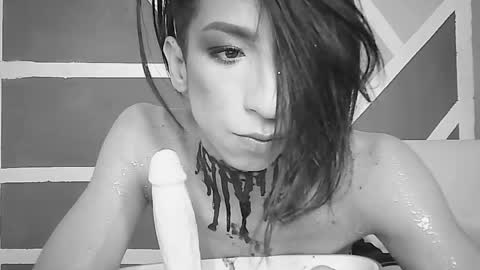 Snapshot of jet_clomet21 chatting on 04/18/26, 07:07 Ale online show from 04/18/26, 07:07