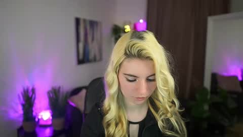 Snapshot of jetpearl chatting on 03/18/26, 08:23 Jet online show from 03/18/26, 08:23