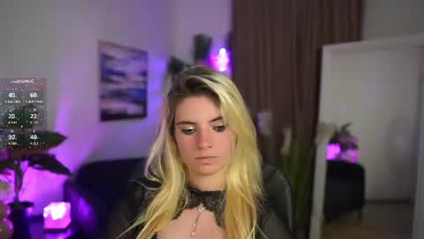 Snapshot of jetpearl chatting on 06/19/26, 06:56 Jet online show from 06/19/26, 06:56