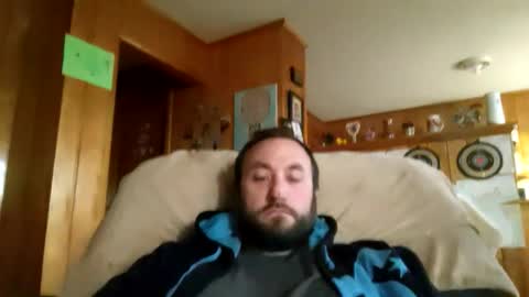 Snapshot of jettadude5 chatting on 10/31/25, 02:18 jettadude5 online show from 10/31/25, 02:18